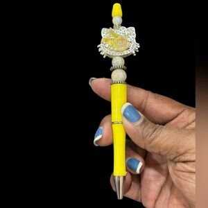 Handmade by Tolee Dezigns Vibrant Yellow and White Beaded Writing Pen